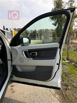 لاند روفر دسکوفری سبورت